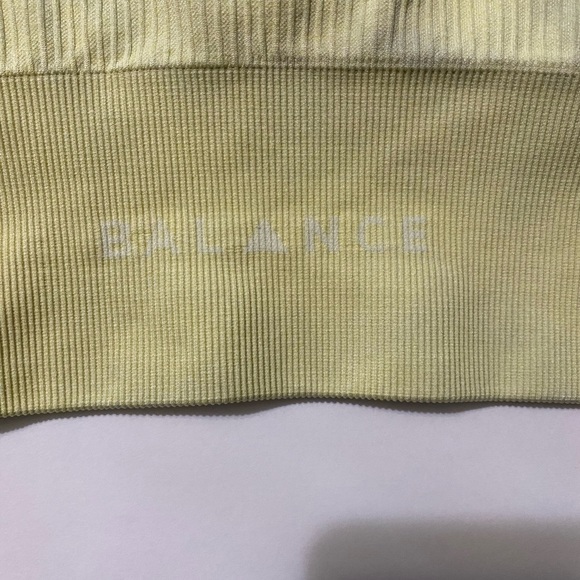 Balance Athletica / Vitality Linear Racer Top - Ray, size S - Picture 6 of 6